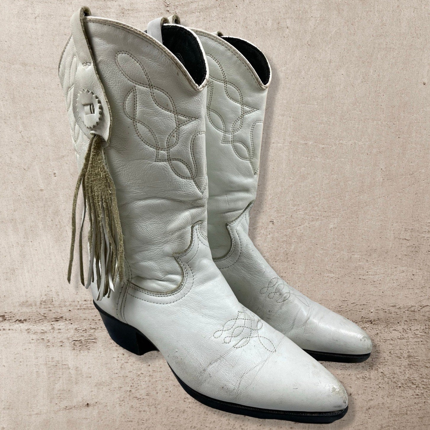 90s VTG JUSTIN LEATHER WESTERN COWGIRL BOOTS TASSEL RODEO WHITE USA WOMENS 7.5