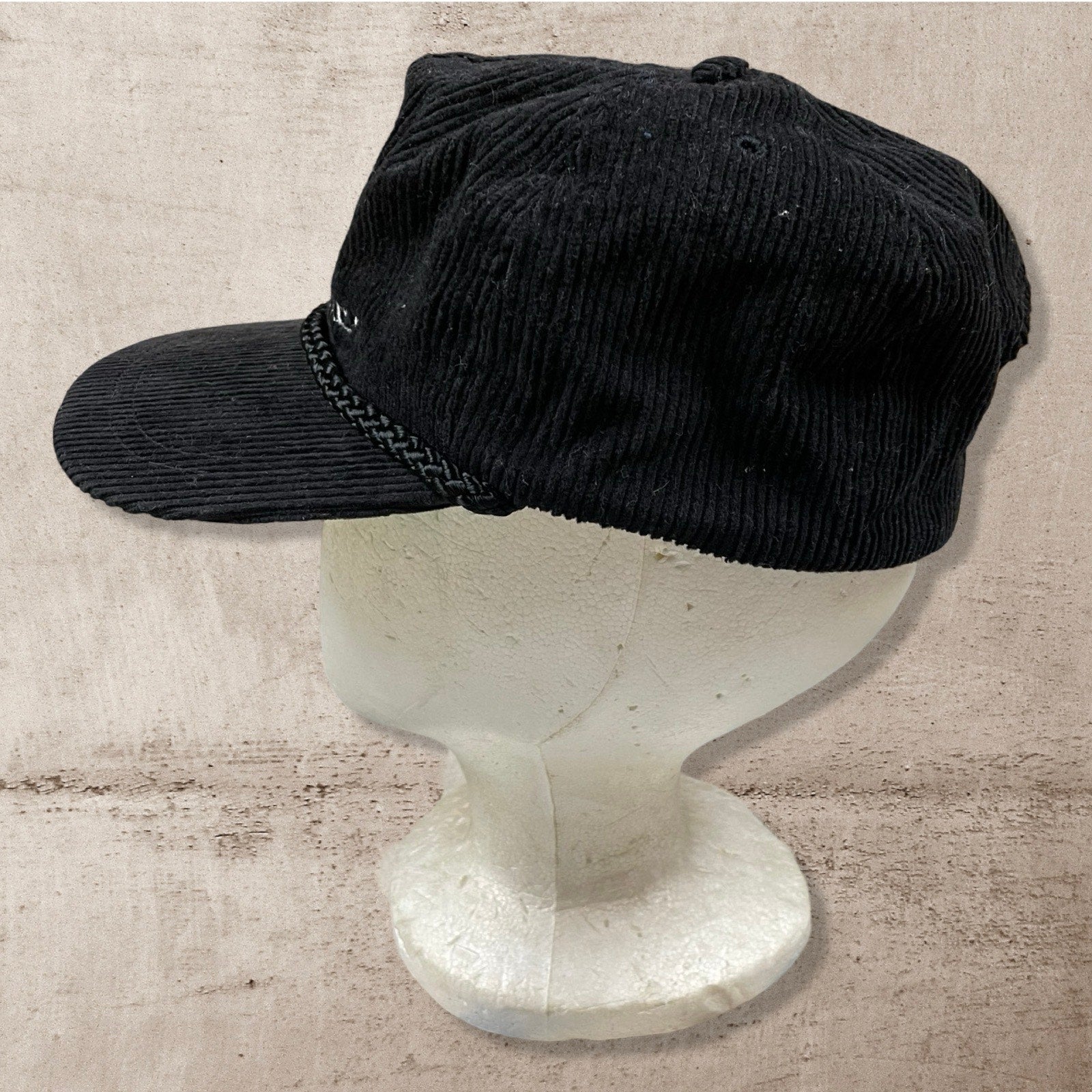 90s VTG MISTER TUXEDO SPORTSCAP SUPREME BLACK CORDUROY TRUCKER HAT CAP (OS)