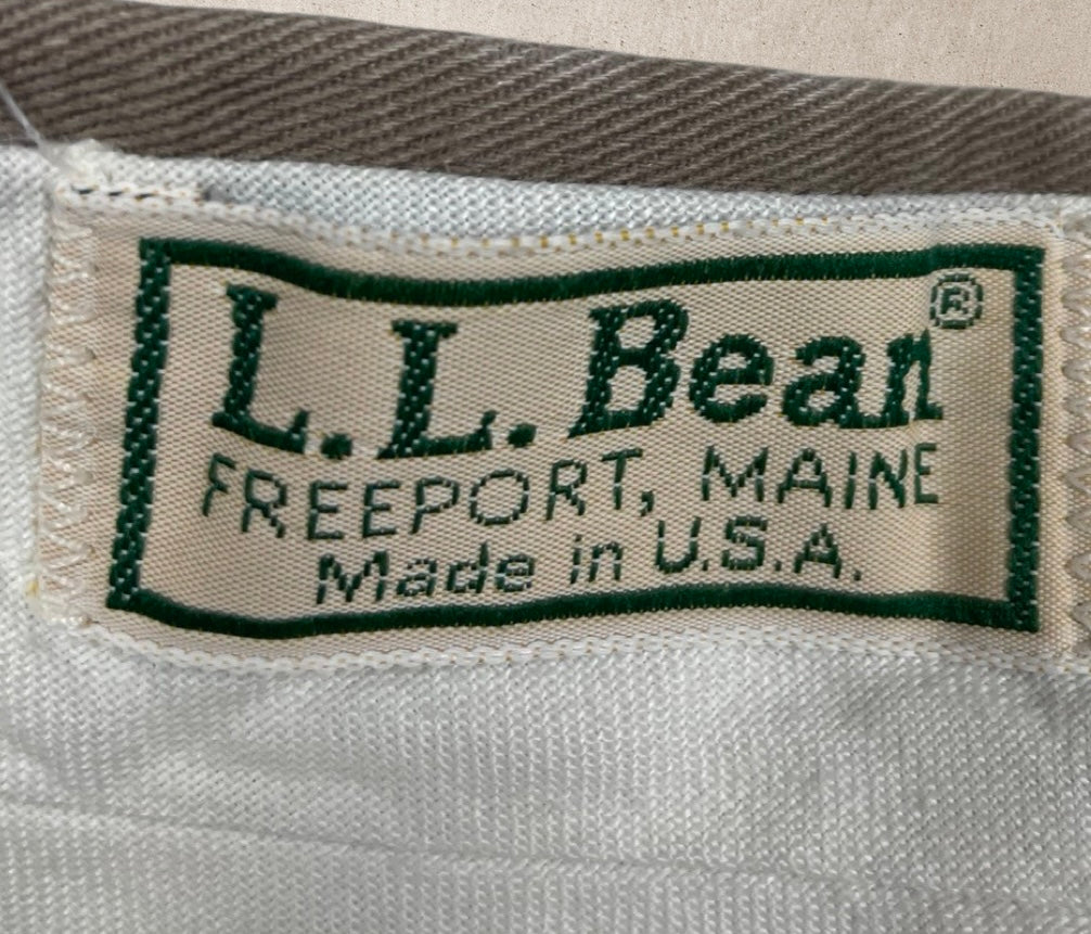 1990s VINTAGE LL BEAN CLASSIC KHAKIS (30X32)