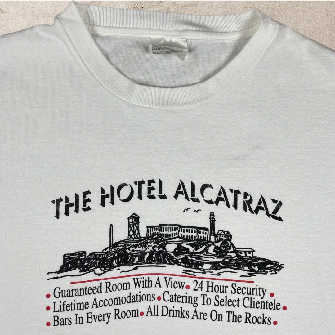 90s HOTEL ALCATRAZ PRISON HUMOR T-SHIRT (L)