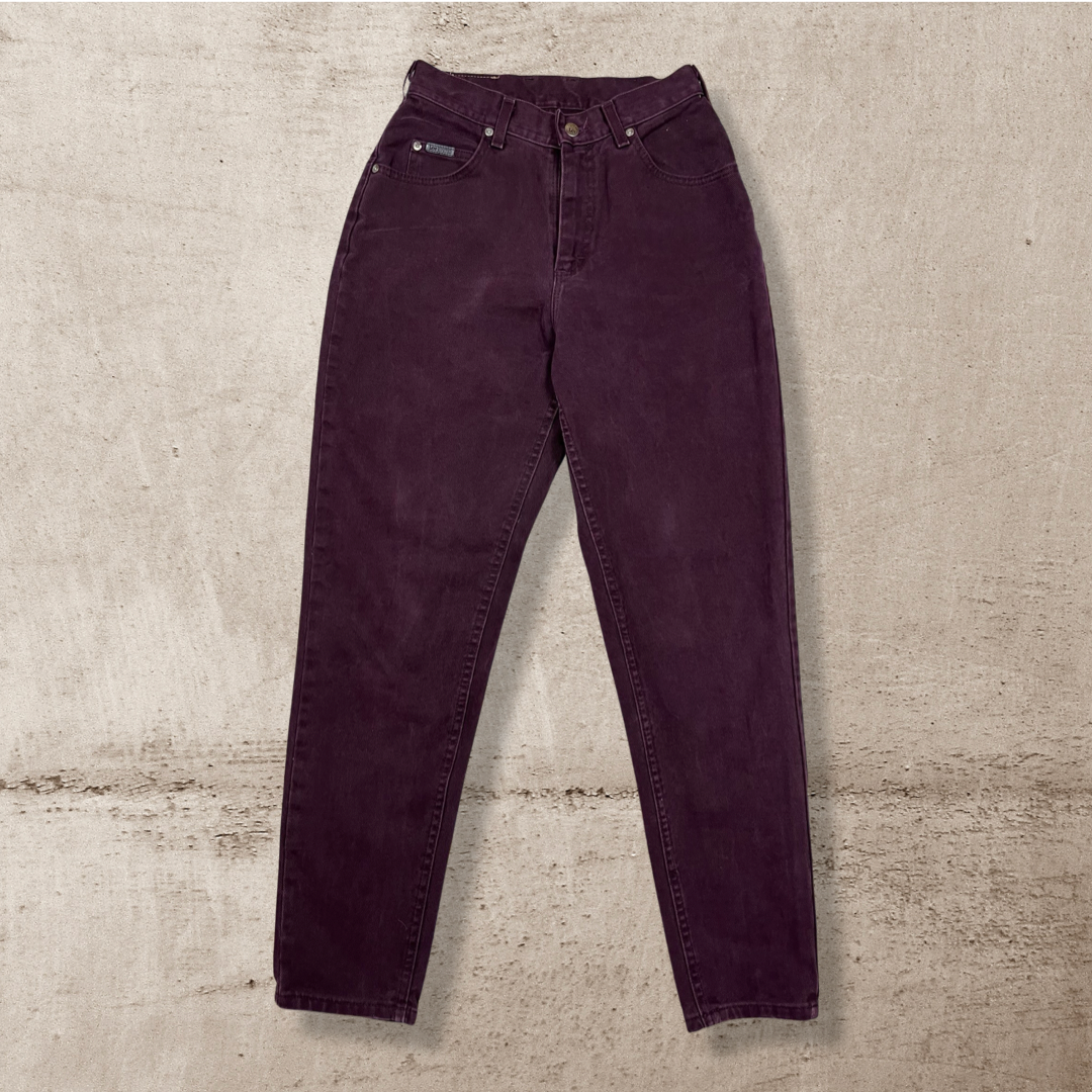 90s VINTAGE LEE RIVETED RIDER "MOM JEANS" (W8)