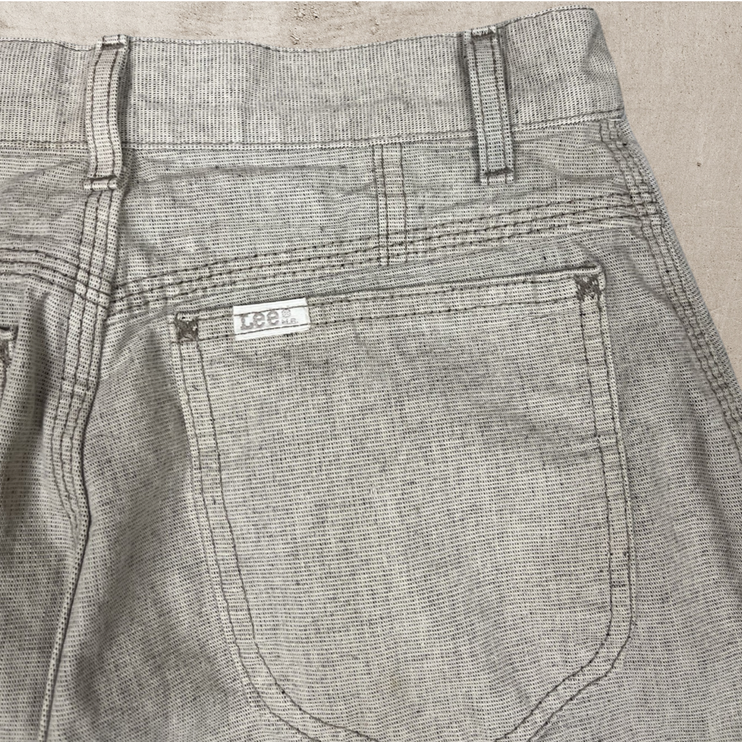 90s VINTAGE LEE RIDER "MOM JEANS" (W6)